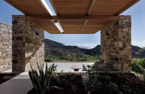 Milopotas Hotel | Crimson View Villa by Hide Out