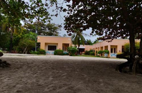 Daanbantayan Hotel | Crisols Beach resort Malapascua Island