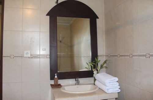 Banjar Semer Hotel | Curve House Umalas