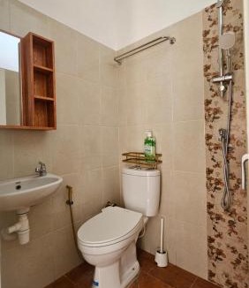 Gresik House | Cute Room at Pondok Raima SYARIAH