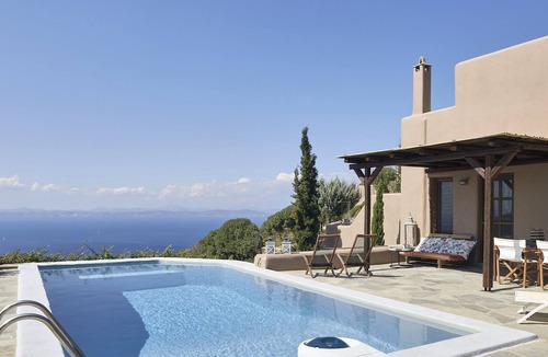 Kea House | Dancing Pool - Stylish residence with private pool and stunning sea view