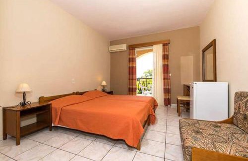 Kalamaki Hotel | Daniel Hotel