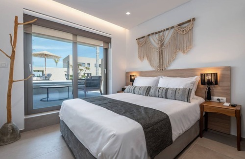 Tingaki Villa | Dazzling Kos Villa | Villa Lily-Luna | 3 Bedrooms | Spacious Furnished