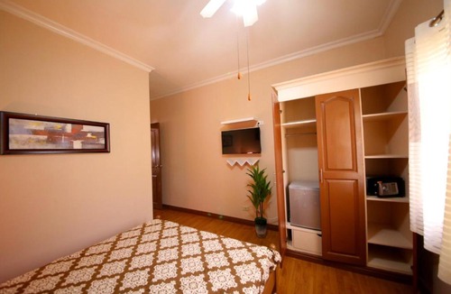 Maribago Hostel | Dee Guesthouse White Sands