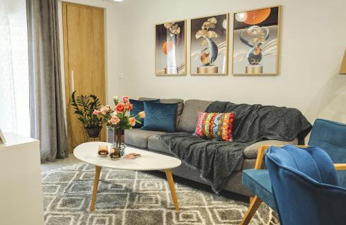 Katerini Apartment | DELTA-Central Elegant Apartment by Optimum Link