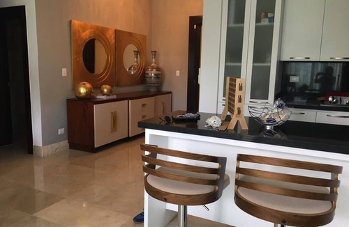 Santiago Province Apartment | Deluxe apartment on 2nd level dof 10 story building