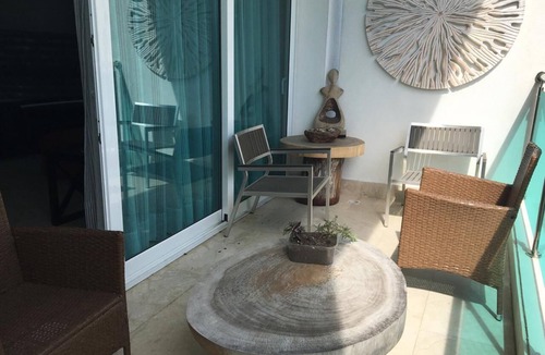 Santiago Province Apartment | Deluxe apartment on 2nd level dof 10 story building