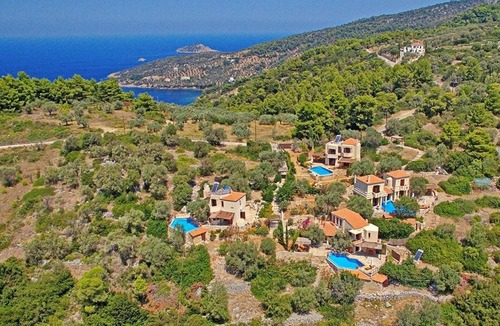 Votsi Villa | Deluxe Alonissos Island | Villa Elia | 1 Bedroom | Private Pool & Beautiful Sea