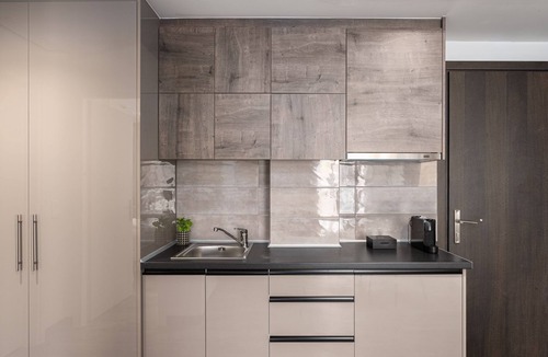 Gazi Apartment | Deluxe Double Room By Athenian Spirit