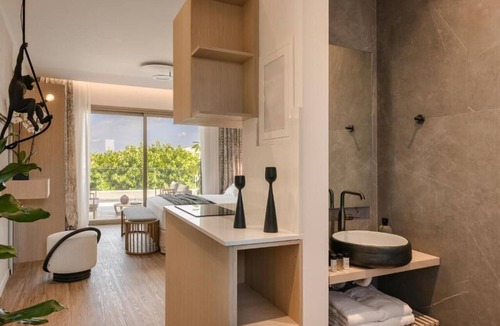 Lixouri Apartment | DELUXE PIAZZA SUITE