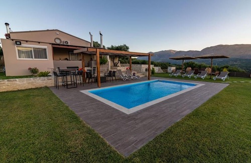 Tilisos Villa | Deva's Full View Villa