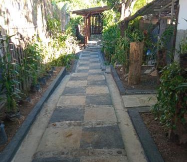 Bayan Hotel | Dimas Cottage