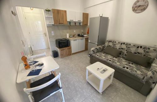 Nea Iraklia Apartment | Dimelso View