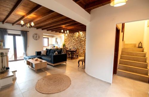 Asfendiou House | DIMIS ASOMATOS HOMES