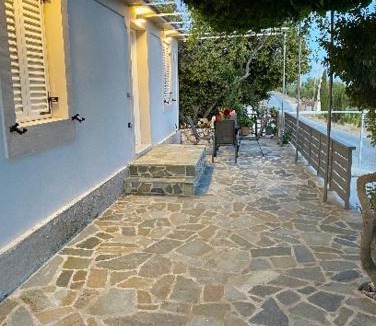 Plateies House | Dina’s house 2