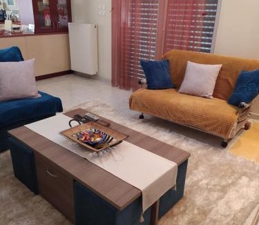 Farkadona Municipality Apartment | Dina's Luxury Apartment- Trikala, Farkadona