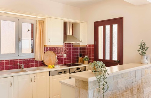 Kaligata Villa | Dina - Three Bedroom Villa, Sleeps 6