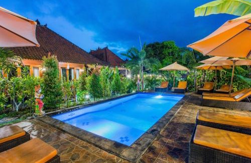 Mushroom Bay Hotel | Dinatah Lembongan Villas