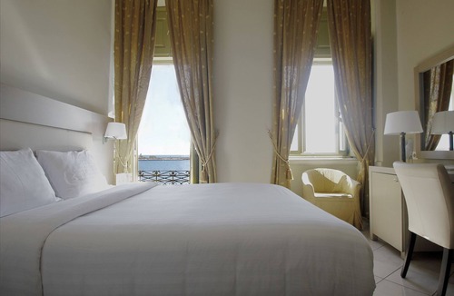 Ermoupoli Hotel | Diogenis Hotel