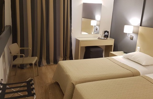 Larissa Hotel | Dionissos Hotel