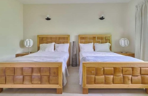 Juan Dolio - El Pueblo Villa | Tropical Villa Pool Golf Course View Juan Dolio 11 Pax