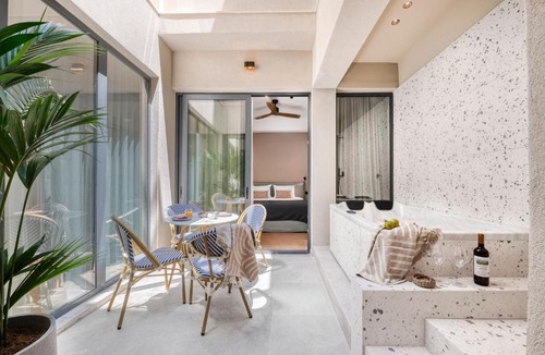 Piraeus Apartment | Dock 38 Apartments Collection