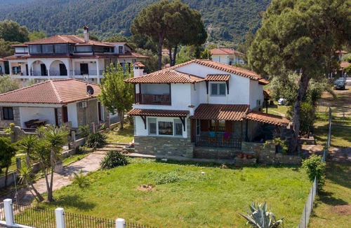 Vourvourou Villa | Docker BeachFront House by Halkidiki Villas