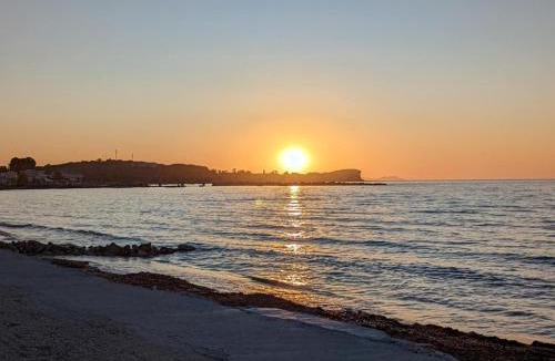 Roda Apartment | Dolphin Apt & Studios -Near the Beach