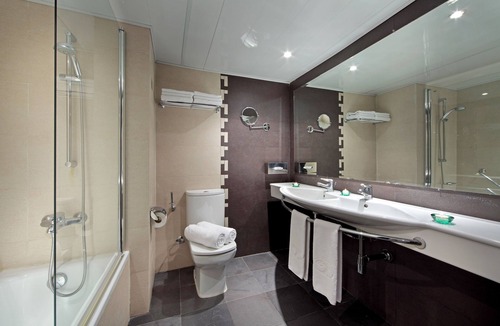 Los Cacicazgos Hotel | Dominican Fiesta Hotel