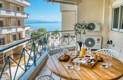 Chios Town Apartment | Domus Omnia Chios Town Home