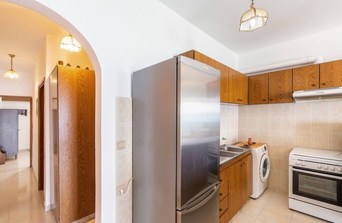 Haraki Apartment | Dorothy's Seaview Apartment with Sea View and Wi-Fi
