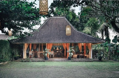 Kedewatan Resort | Double Bungalow 5minute to Ubud Center