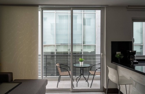 Evaristo Morales Condo | Downtown*Cozy*1br* pool* 50mb| 5*YELLOWKEY
