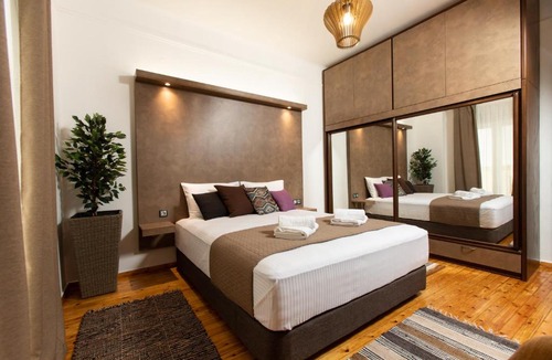 Thessaloniki City Centre Apartment | Downtown Luxury Boutique Suites - the grand suite