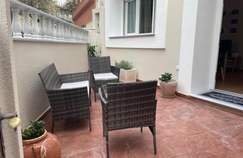 Chios Town Apartment | Downtown ViAlla