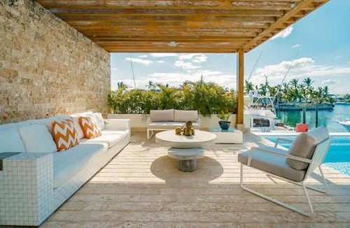 Cap Cana Marina House | Dreamy 4BR Villa in Cap Cana's Marina