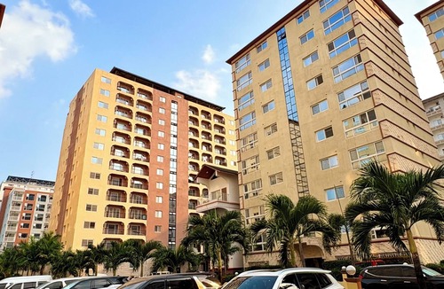 Clark Freeport House | Dubai Inspired - 2 Bedroom Condo in Clark, Pampanga