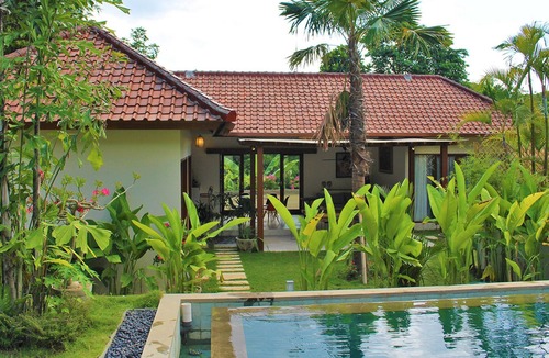 Tumbak Bayuh Villa | Dune Mawar Villa for 6 persons next to Canggu