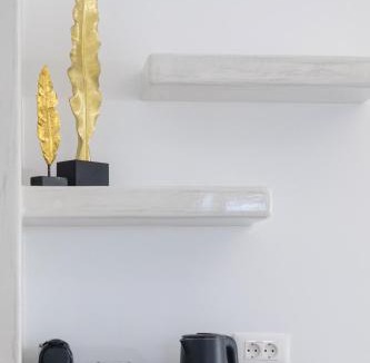 Karterados Apartment | Ebita's Suites