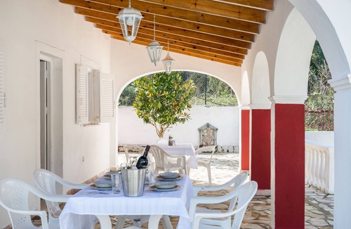 Limni Apartment | Edelweiss studio 100m from the beach