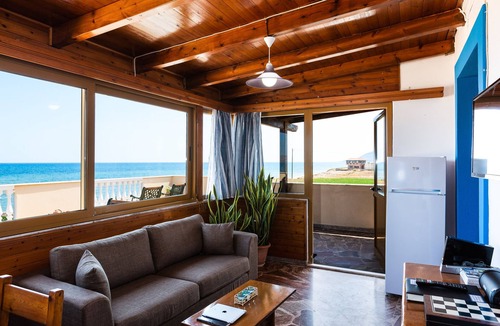 Dramia House | Effie Beach Front Apartment. Spectacular sea view and direct beach access