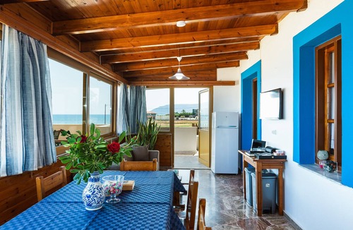 Dramia House | Effie Beach Front Apartment. Spectacular sea view and direct beach access
