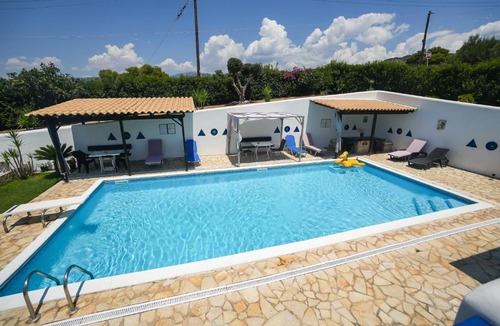 Platistomo Apartment | Efi Pool & View Alepochori i