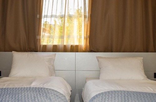 Skiathos Town Apartment | Ektor's Villa, Skiathos, Greece, free parking, free Wifi
