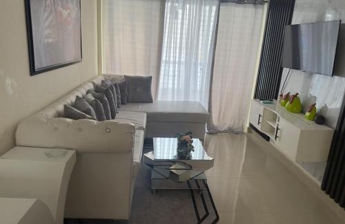 Nuevo Arroyo Hondo Apartment | El hogar ideal para tu estancia