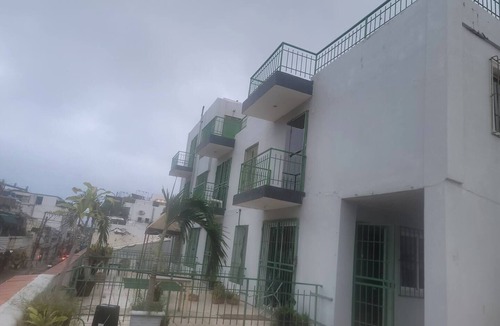 Gascue Apartment | El refugio de oro