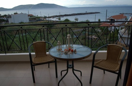 Agios Georgios Apartment | Eleftheria's Studio