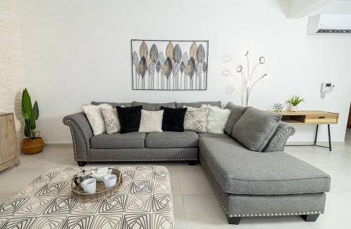 Dominicus Apartment | Elegant 2 Bedroom Apartment with Pool
