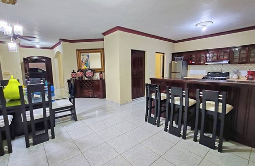 Cabarete Villa | Elegant 7BRVilla in Cabarete – Whirlpool, Pool, Beach & Adventure!