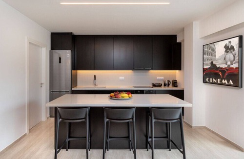 Glyfada Apartment | Elegant & Central 3BR in Glyfada